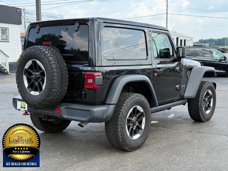 Jeep Wrangler Vehicle Full-screen Gallery Image 3