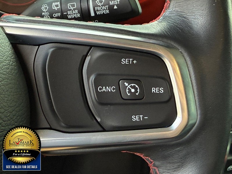 Jeep Wrangler Vehicle Full-screen Gallery Image 15