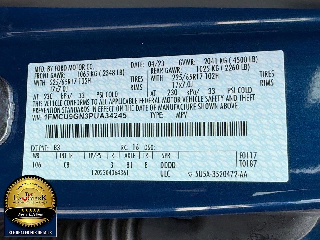 Ford Escape Vehicle Full-screen Gallery Image 22