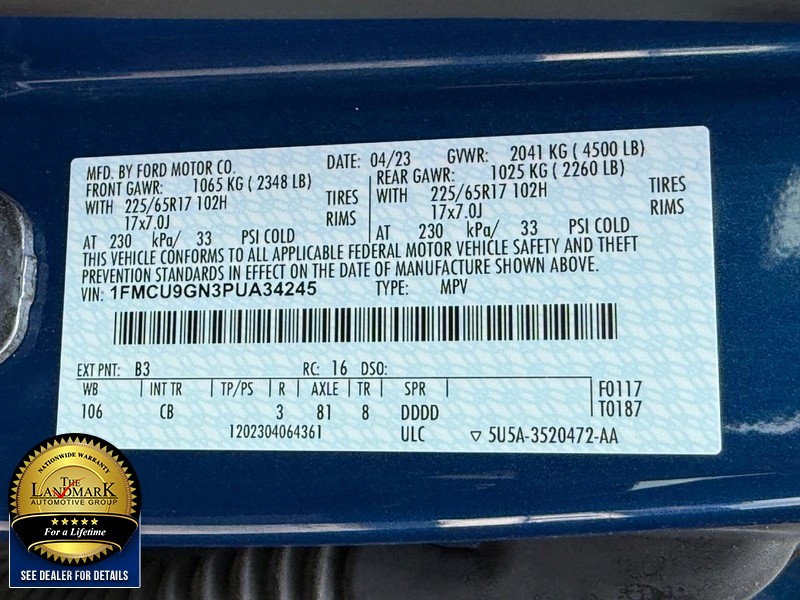 Ford Escape Vehicle Full-screen Gallery Image 25