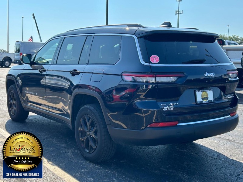 Jeep Grand Cherokee L Vehicle Full-screen Gallery Image 5