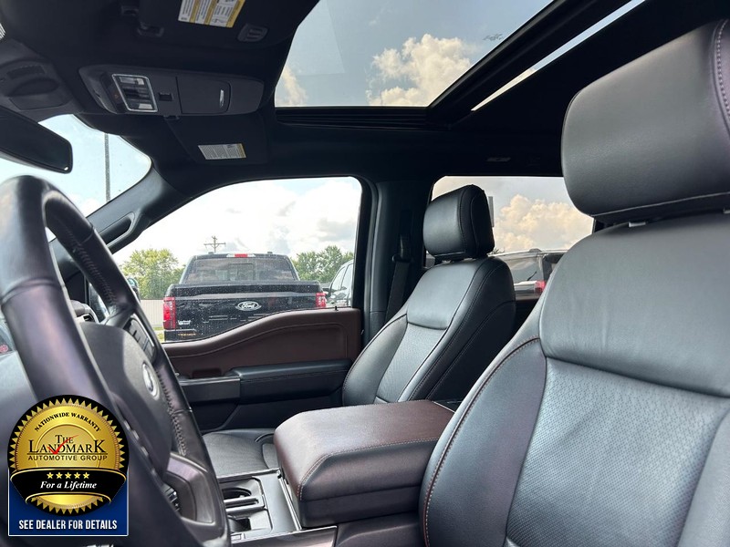 Ford F-150 Vehicle Full-screen Gallery Image 09