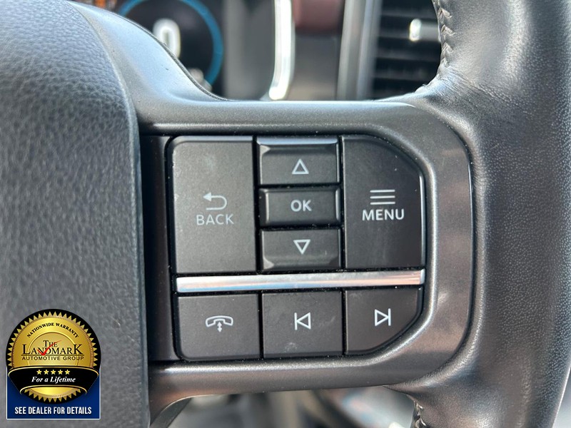 Ford F-150 Vehicle Full-screen Gallery Image 11