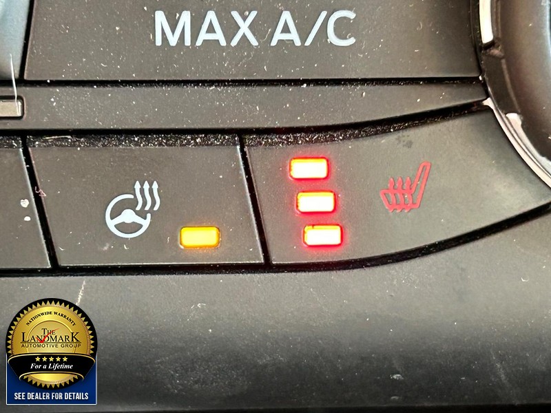 Ford Bronco Sport Vehicle Full-screen Gallery Image 14