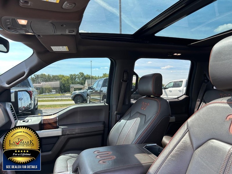 Ford F-150 Vehicle Full-screen Gallery Image 09