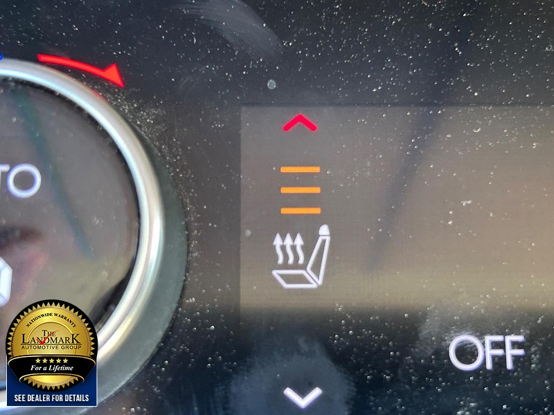 Hyundai Sonata Vehicle Full-screen Gallery Image 14