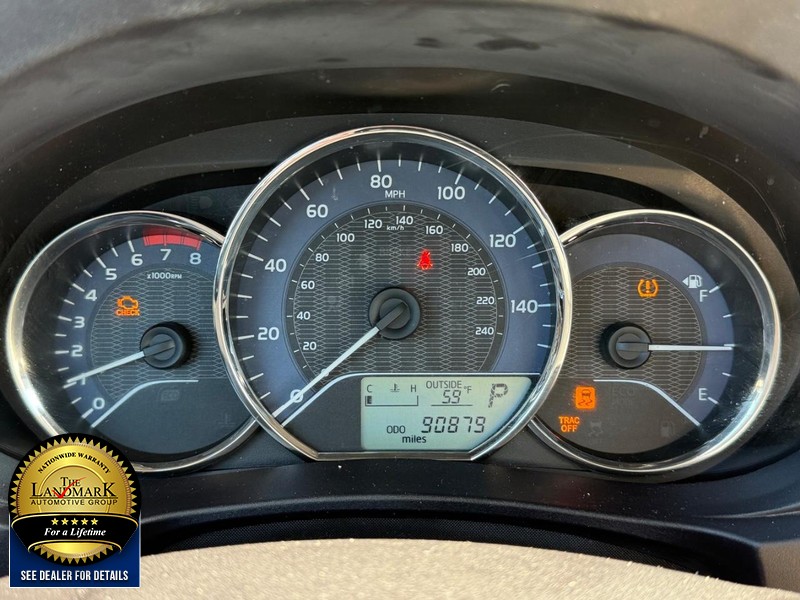 Toyota Corolla Vehicle Full-screen Gallery Image 12