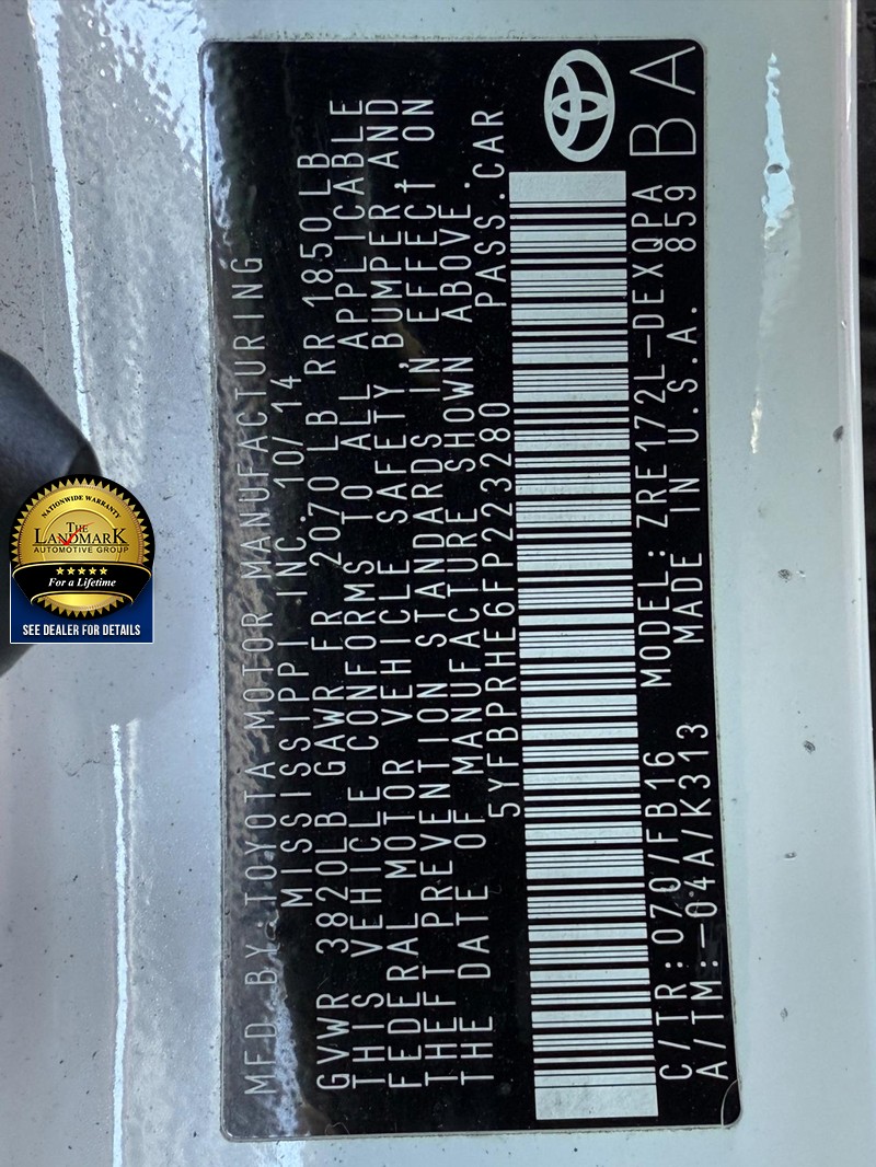 Toyota Corolla Vehicle Full-screen Gallery Image 20