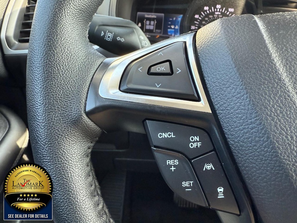 Ford Edge Vehicle Full-screen Gallery Image 10