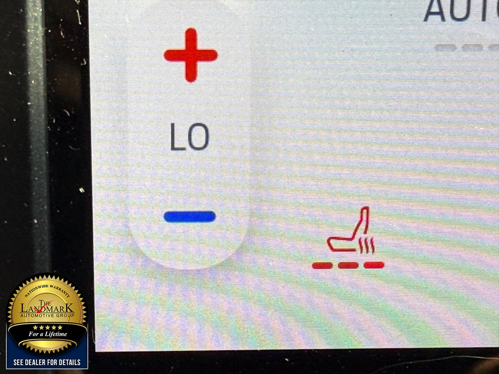 Ford Edge Vehicle Full-screen Gallery Image 14