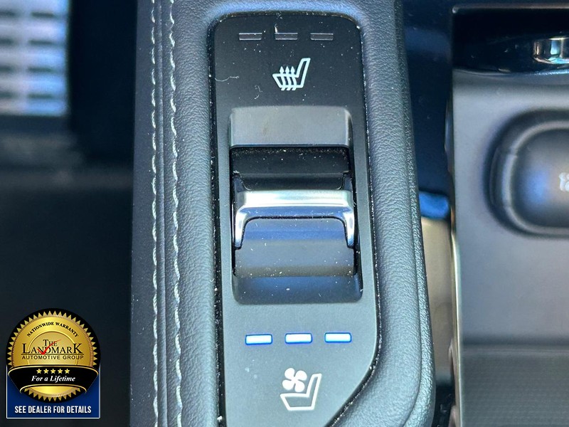 Kia Telluride Vehicle Full-screen Gallery Image 14