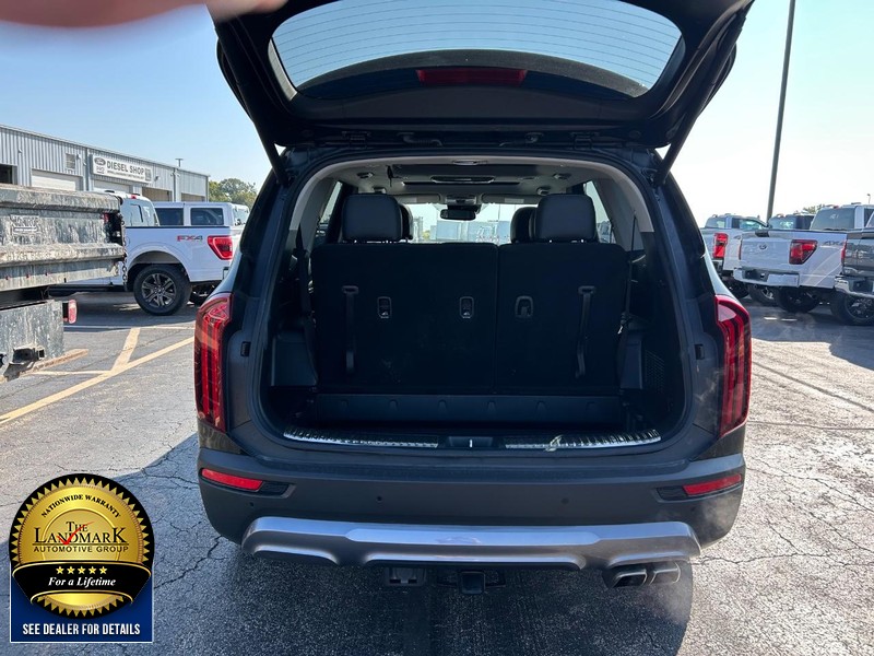 Kia Telluride Vehicle Full-screen Gallery Image 22