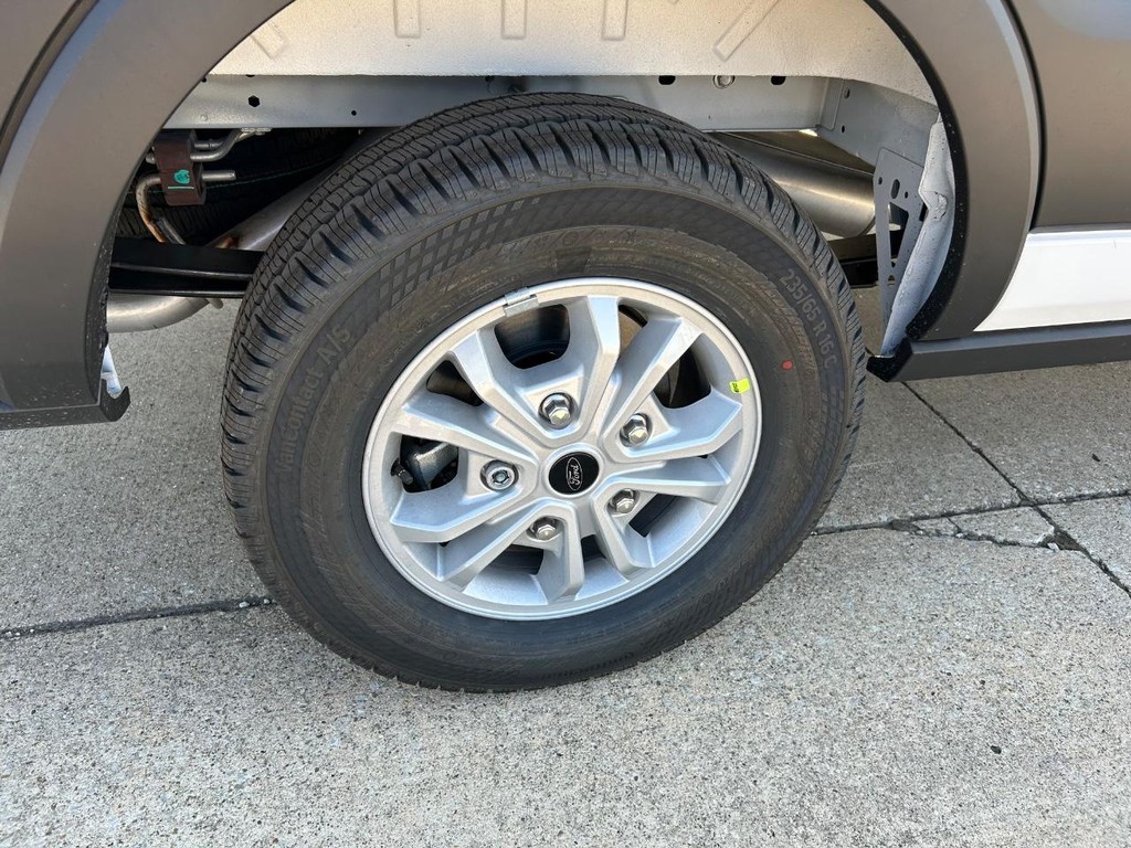 Ford Transit Cargo Van Vehicle Full-screen Gallery Image 14