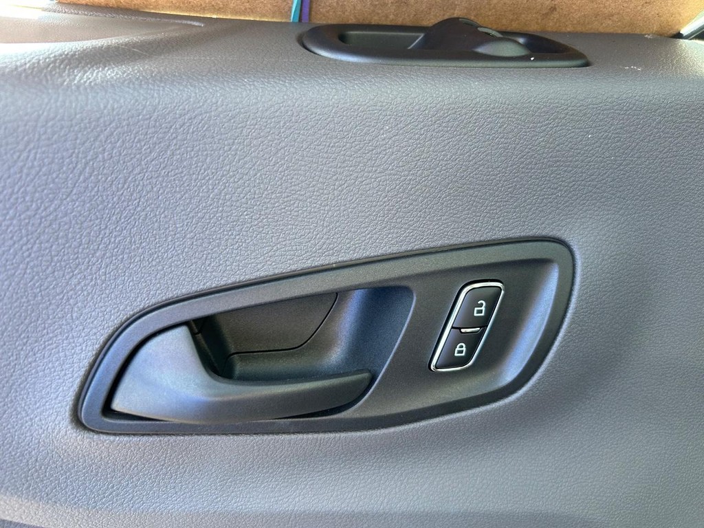 Ford Transit Cargo Van Vehicle Full-screen Gallery Image 4