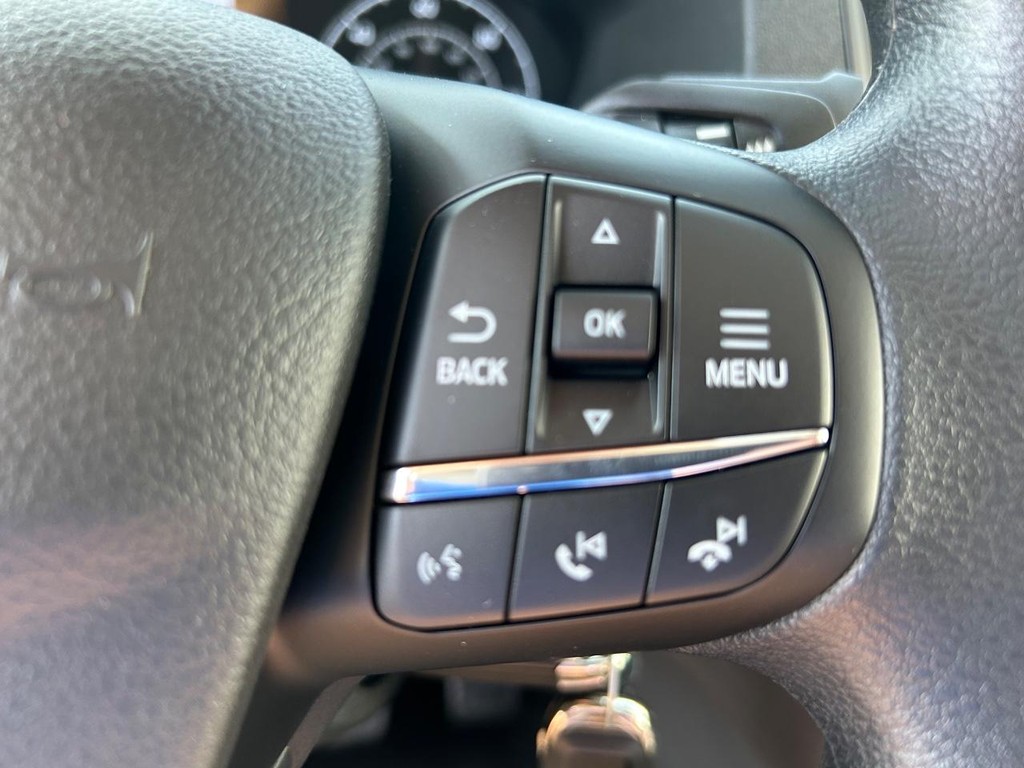 Ford Transit Cargo Van Vehicle Full-screen Gallery Image 7