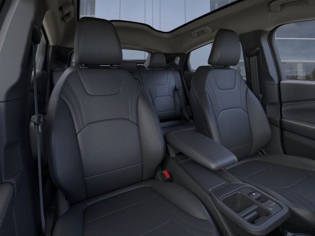 Ford Mustang Mach-E Vehicle Full-screen Gallery Image 10