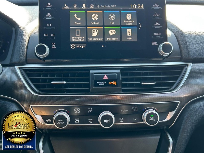 Honda Accord Sedan Vehicle Full-screen Gallery Image 17