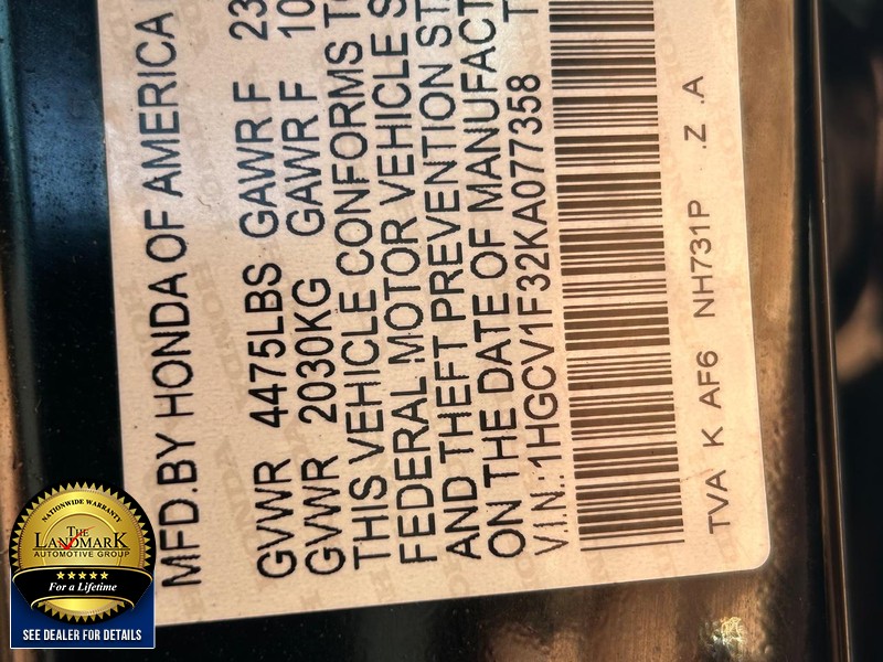 Honda Accord Sedan Vehicle Full-screen Gallery Image 19