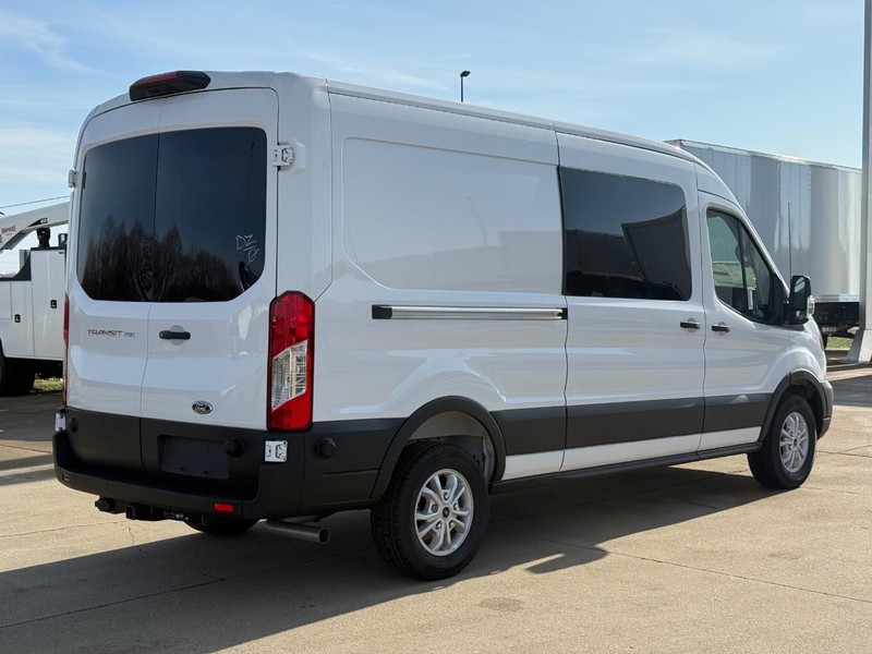 Ford Transit Cargo Van Vehicle Full-screen Gallery Image 5