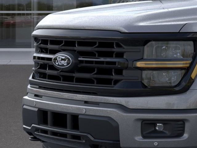 Ford F-150 Vehicle Full-screen Gallery Image 17