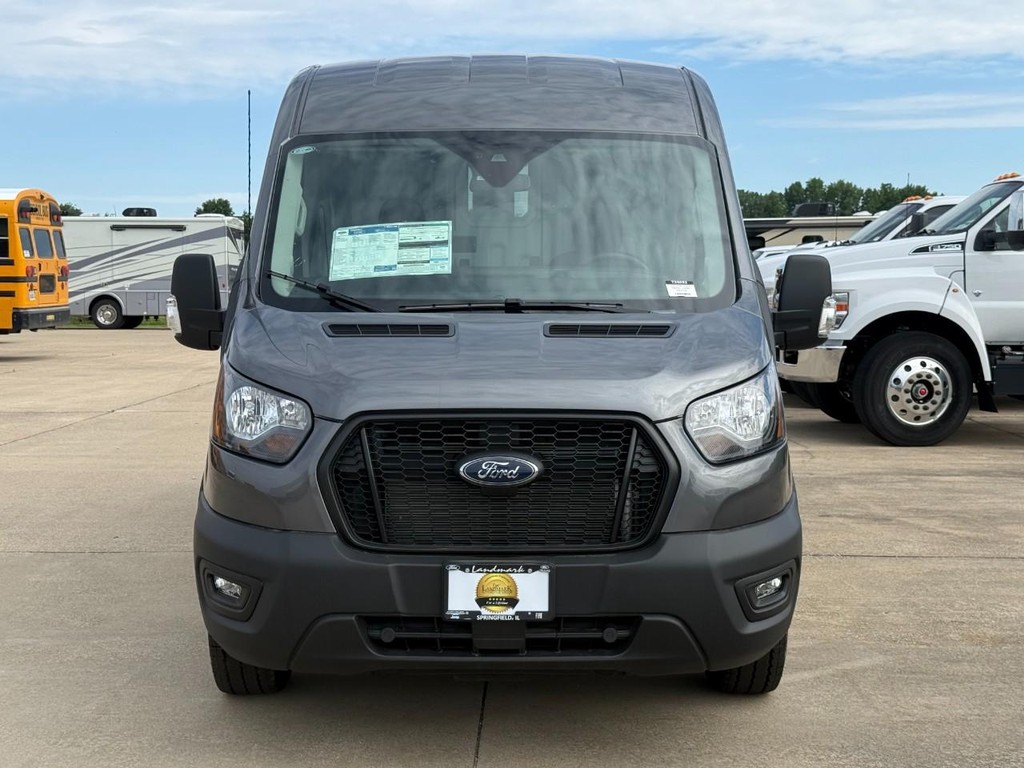 Ford Transit Cargo Van Vehicle Full-screen Gallery Image 2
