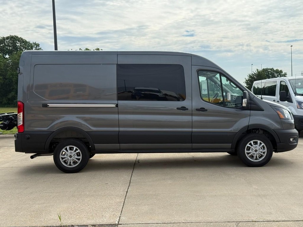 Ford Transit Cargo Van Vehicle Full-screen Gallery Image 4