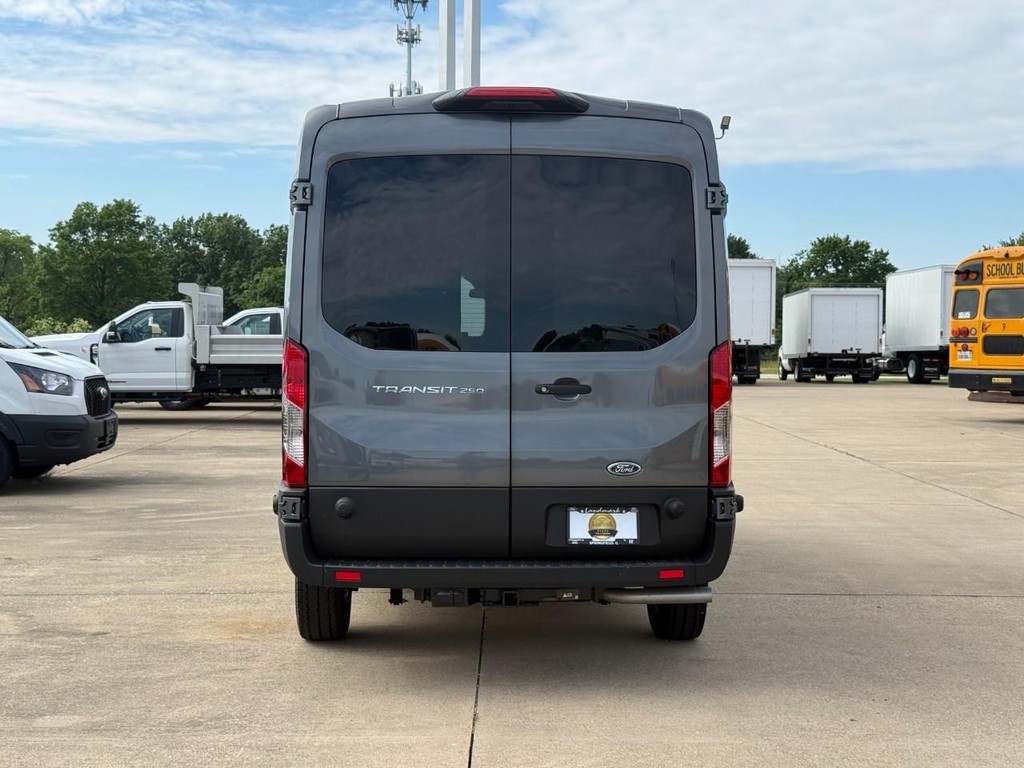 Ford Transit Cargo Van Vehicle Full-screen Gallery Image 6