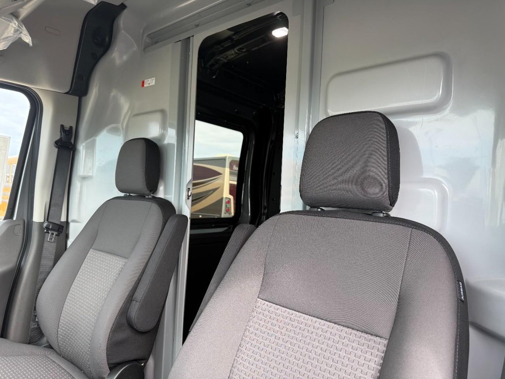 Ford Transit Cargo Van Vehicle Full-screen Gallery Image 9