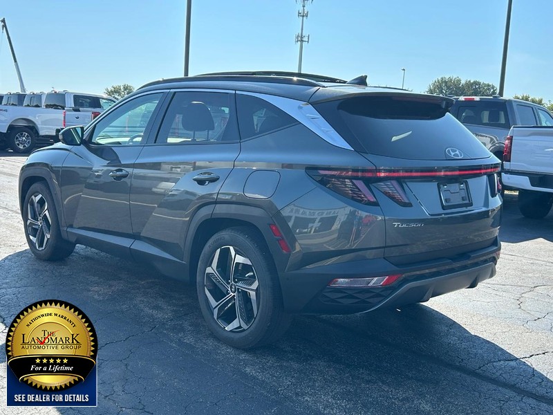 Hyundai Tucson Vehicle Full-screen Gallery Image 6