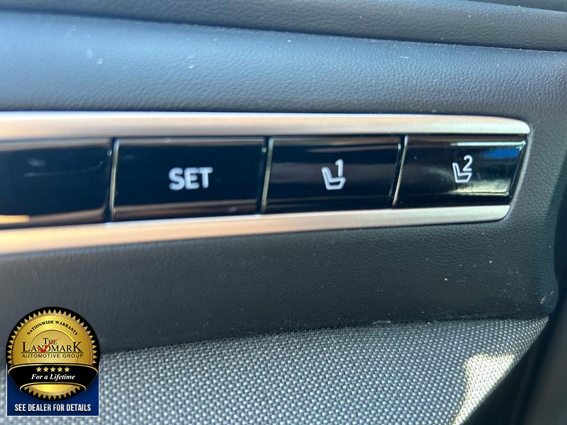 Hyundai Tucson Vehicle Full-screen Gallery Image 9