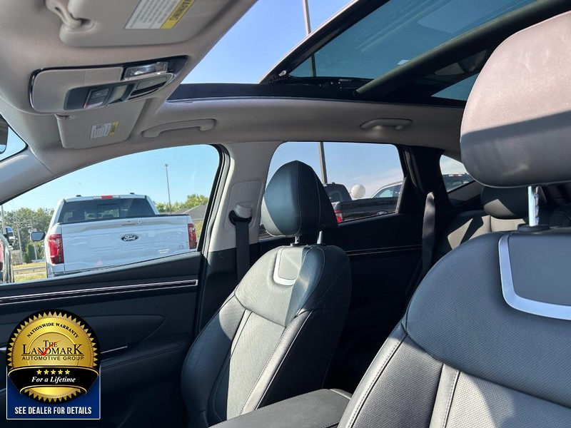 Hyundai Tucson Vehicle Full-screen Gallery Image 10