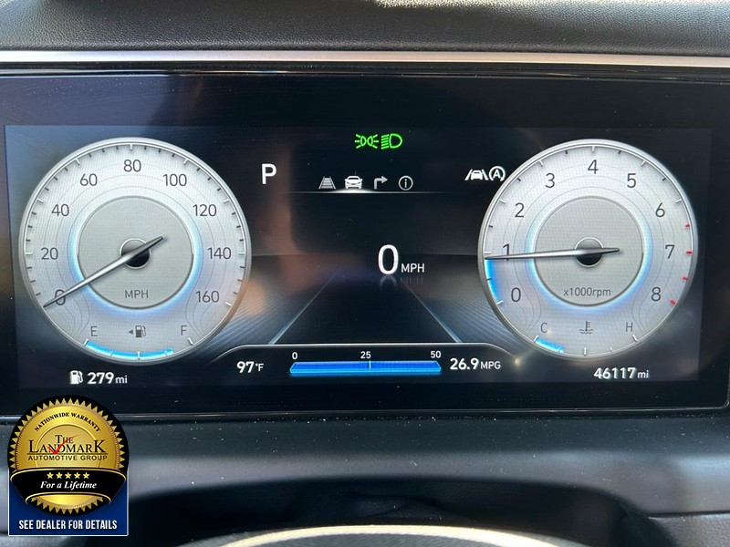 Hyundai Tucson Vehicle Full-screen Gallery Image 13