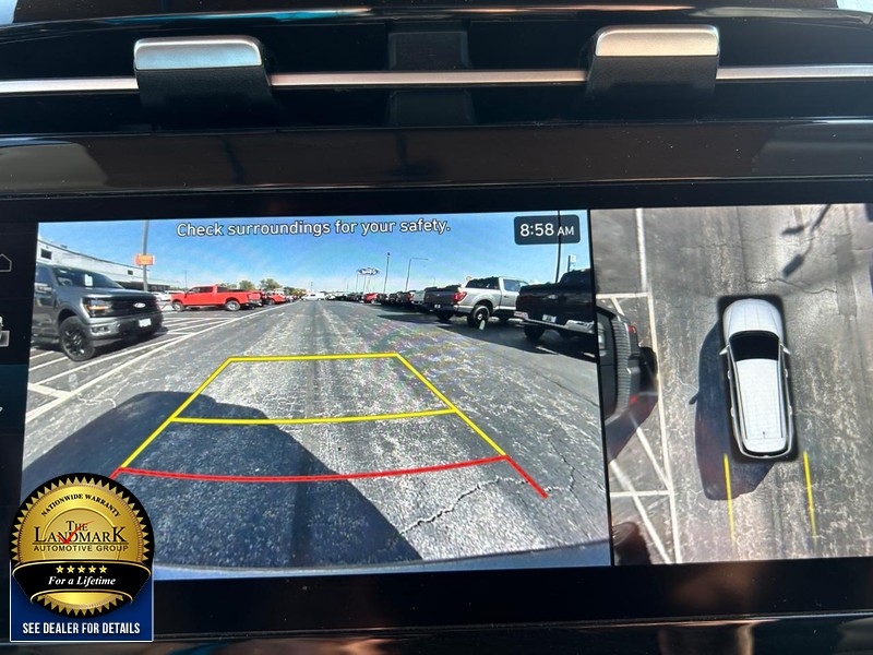 Hyundai Tucson Vehicle Full-screen Gallery Image 14