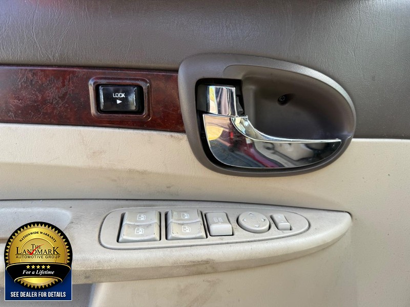 Buick Rendezvous Vehicle Full-screen Gallery Image 08