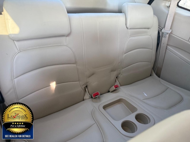 Buick Rendezvous Vehicle Full-screen Gallery Image 15