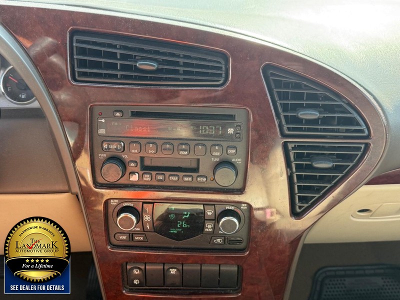Buick Rendezvous Vehicle Full-screen Gallery Image 18