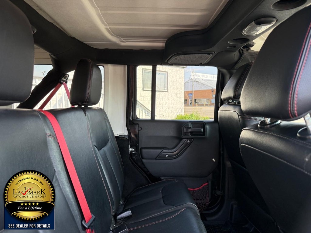 Jeep Wrangler JK Unlimited Vehicle Full-screen Gallery Image 14