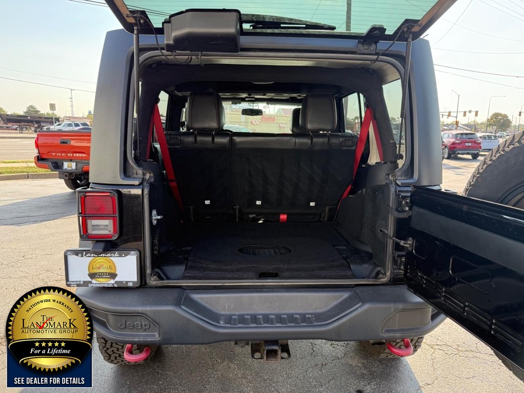 Jeep Wrangler JK Unlimited Vehicle Full-screen Gallery Image 18