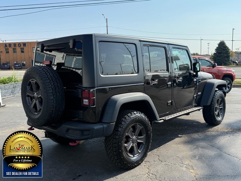 Jeep Wrangler JK Unlimited Vehicle Full-screen Gallery Image 3