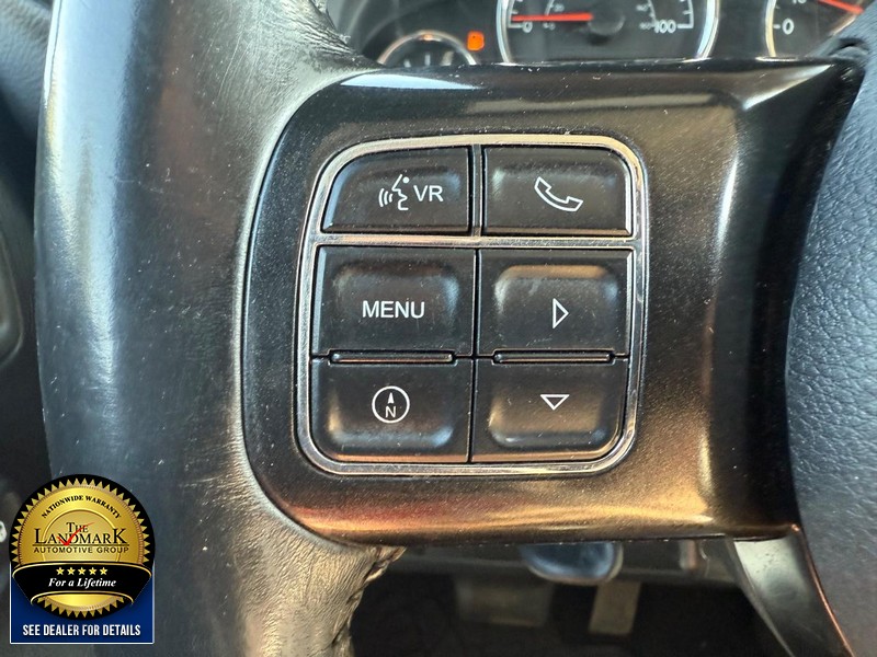 Jeep Wrangler JK Unlimited Vehicle Full-screen Gallery Image 10