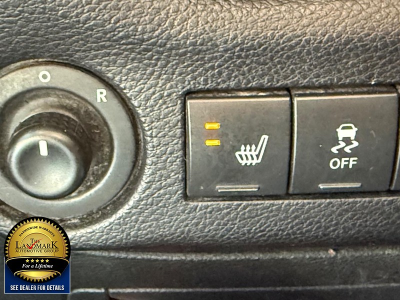 Jeep Wrangler JK Unlimited Vehicle Full-screen Gallery Image 13