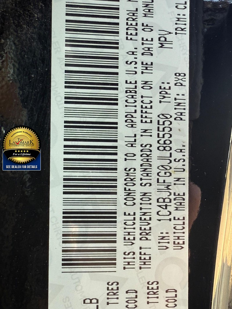 Jeep Wrangler JK Unlimited Vehicle Full-screen Gallery Image 20