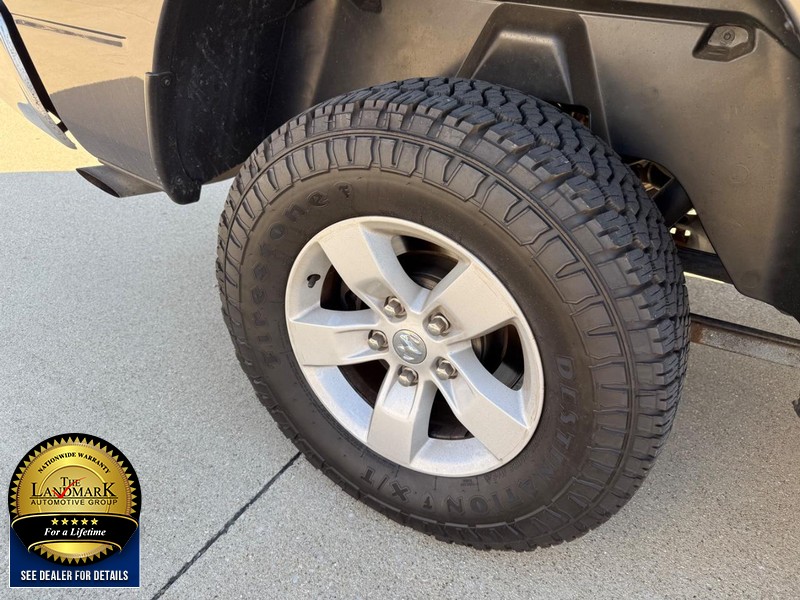 Ram 1500 Classic Vehicle Full-screen Gallery Image 19