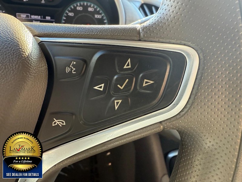 Chevrolet Malibu Vehicle Full-screen Gallery Image 11