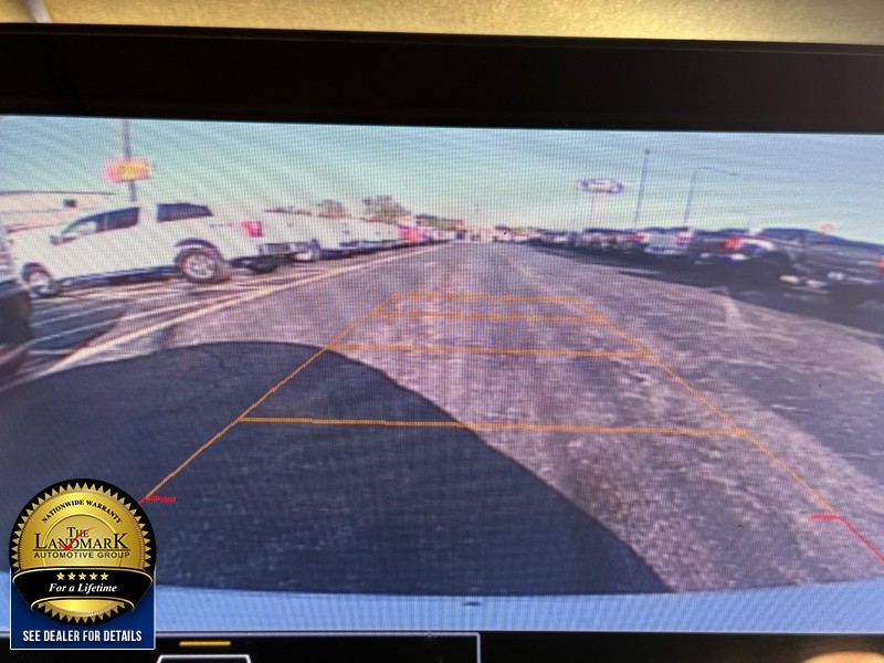 Chevrolet Malibu Vehicle Full-screen Gallery Image 13