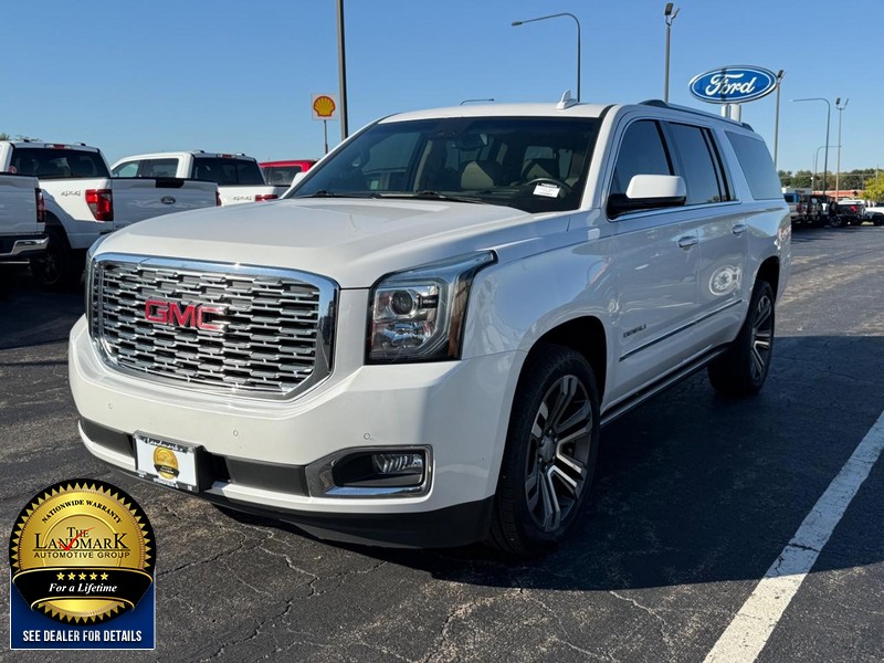 GMC Yukon XL Vehicle Full-screen Gallery Image 05