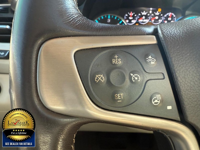 GMC Yukon XL Vehicle Full-screen Gallery Image 10