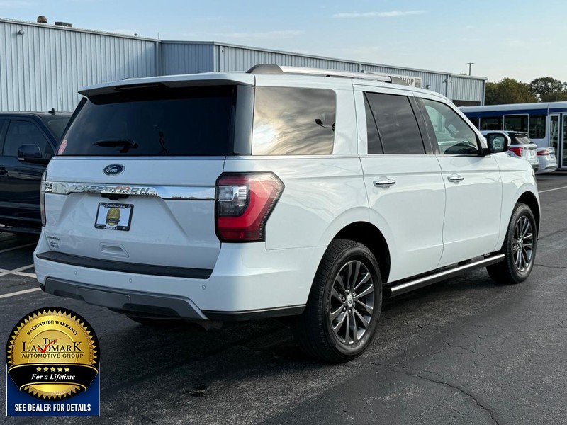 Ford Expedition Vehicle Full-screen Gallery Image 03