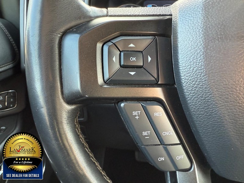 Ford Expedition Vehicle Full-screen Gallery Image 10