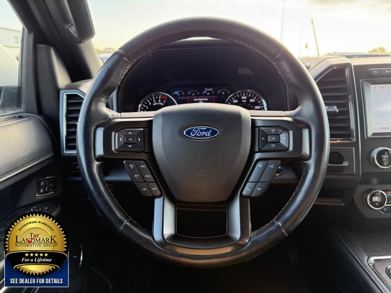 Ford Expedition Vehicle Full-screen Gallery Image 20